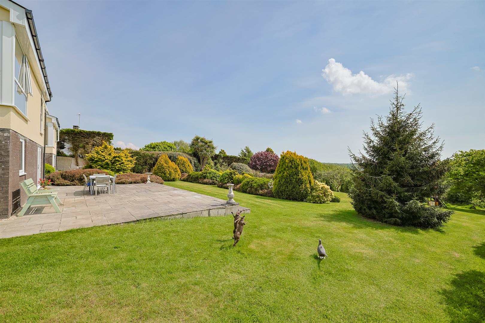 Misty Hills Close, Three Crosses, Swansea, SA4 3JF
